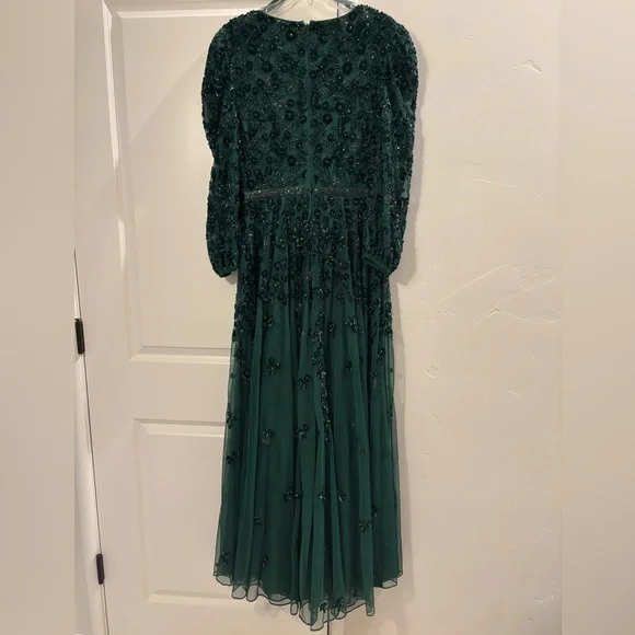 Mac Duggal Green Embellished V Neck 3/4 Sleeve A Line Gown - Picture 5 of 8